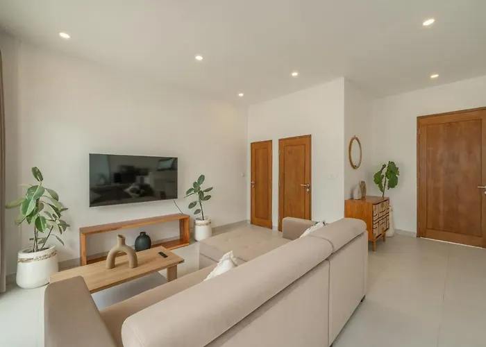 Cute 2 Bedrooms In * チャングー